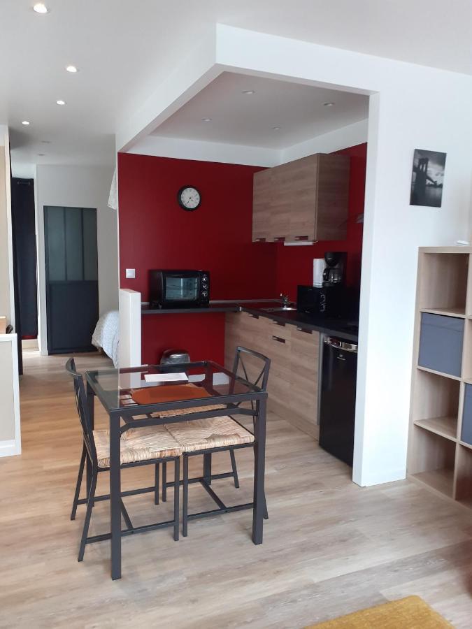 Mini Loft Lägenhet Saintes Exteriör bild